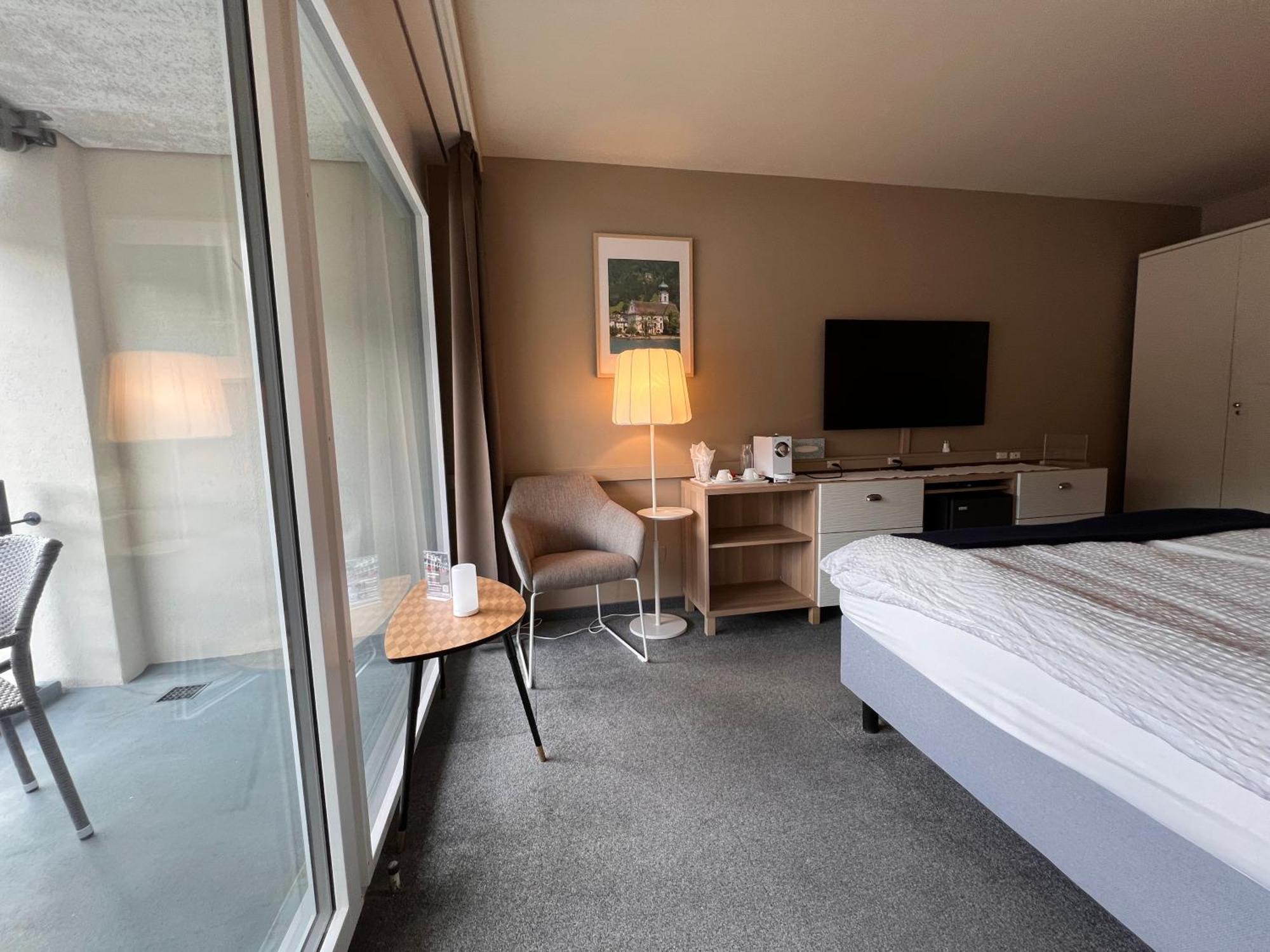 Seehotel Riviera At Lake Lucerne Gersau Exterior foto